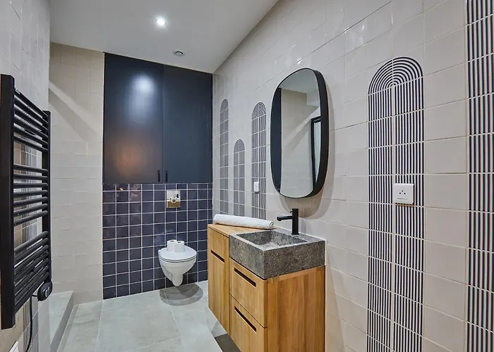 Bois De Vincennes By Prestige *